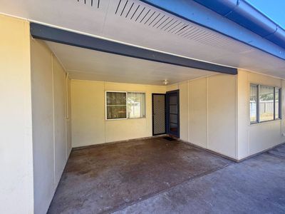71 Beardmore Crescent, Dysart