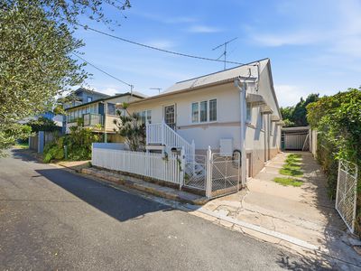 13 Lloyd Street, New Farm