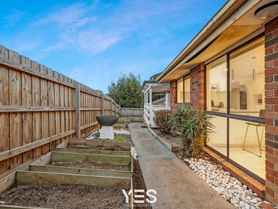 4 / 10 Lang Road, Mount Waverley