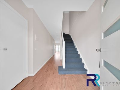 16 / 35 Tullidge Street, Melton