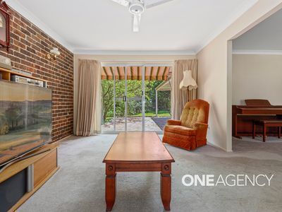 8 Lochaven Drive, Bangalee