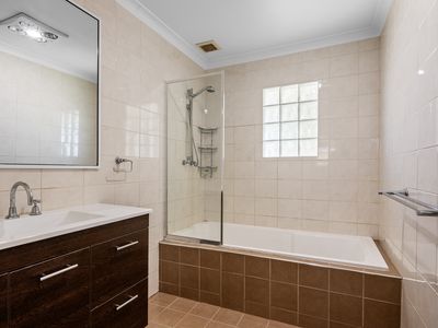 179 Bourke Street, Piccadilly