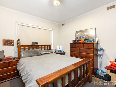 1 4 / 9 Burgess Street, Horsham