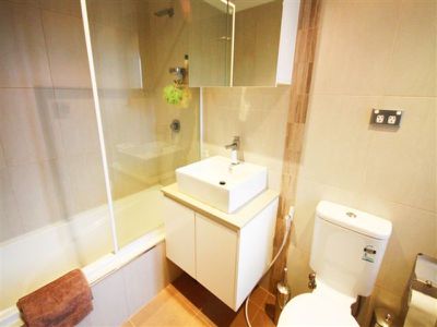 8 / 38 Flora Street, Roselands