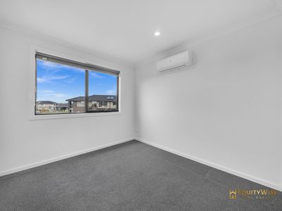 3 Prune Walk, Manor Lakes