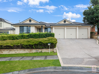 4 Warrigal Road, Woongarrah