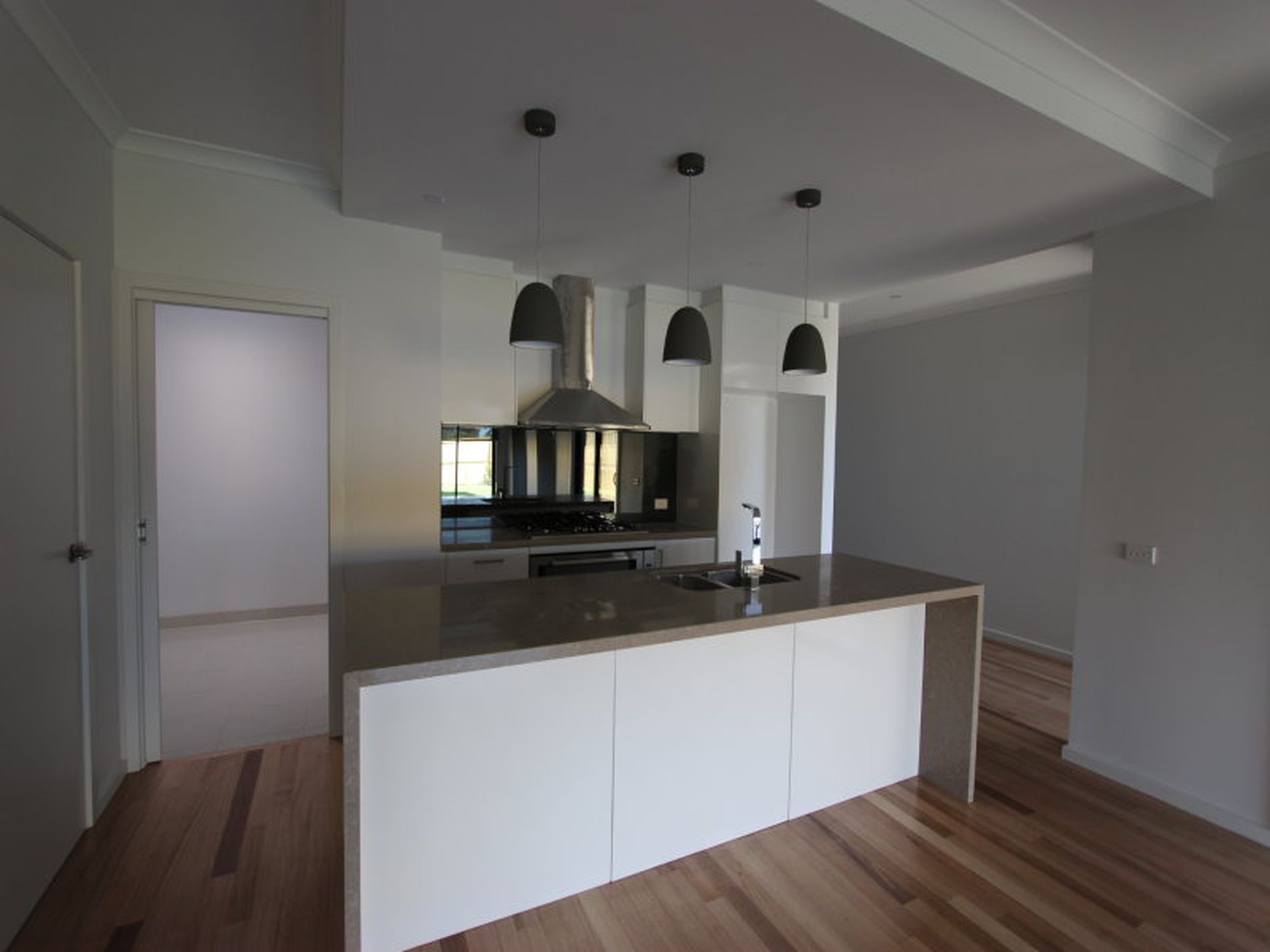 9 Graham Street, Hamlyn Heights