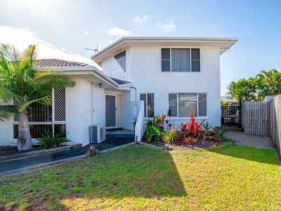 9 Golden Court, Kawungan