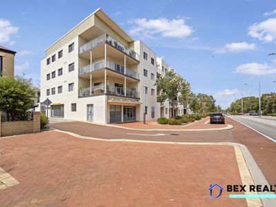 12 / 88 Lakeside Drive, Joondalup