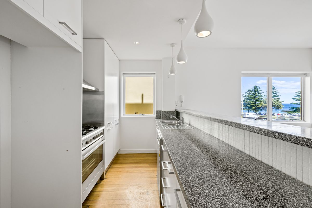 1 / 228 Campbell Parade, Bondi Beach