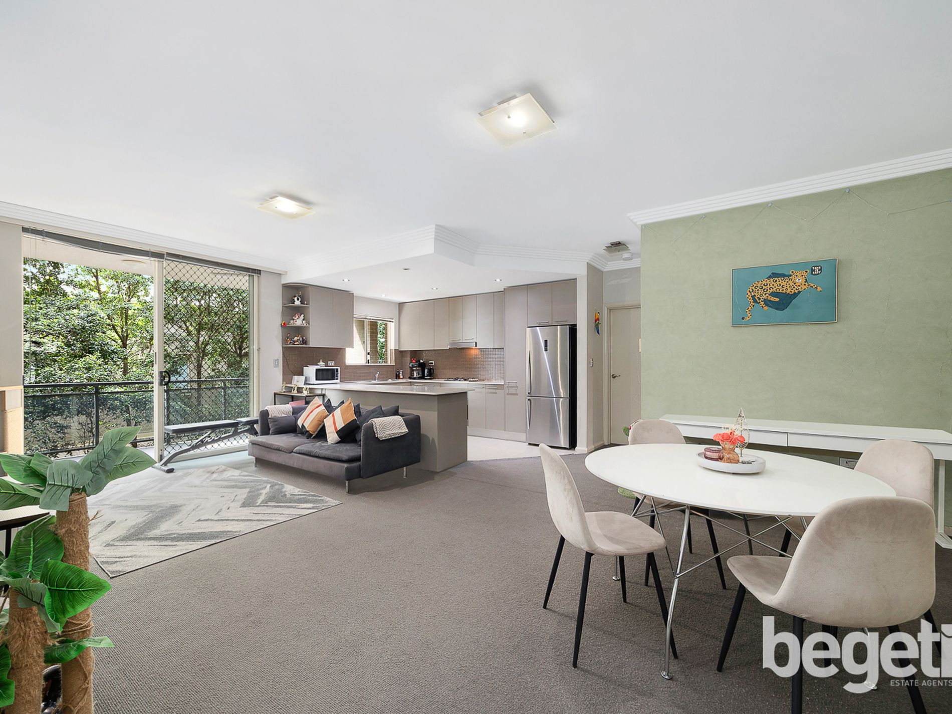 8 / 10-12 Grantham Street, Burwood