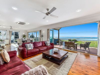 6 Beach Road, Beachport
