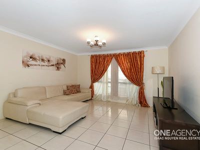 18 Sanctuary Dr, Forest Lake