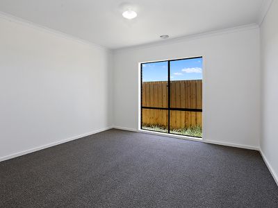 154 Batten Road, Armstrong Creek