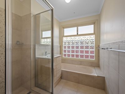 12 Starlight Place, South Kalgoorlie