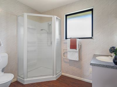 5 Bremner Crescent, Stoke