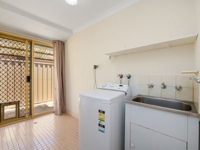 21 Mapstone Gardens, Murdoch