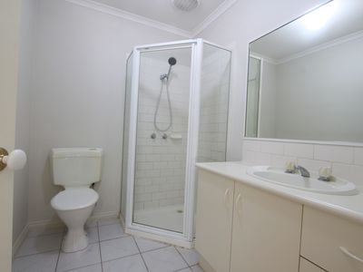 5 Normanton Place, Berwick