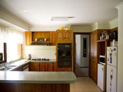 4 Hollywood Court, Strathdale