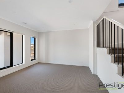 367 Saltwater Promenade, Point Cook