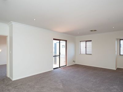 17 Maroubra Vista, Hillarys