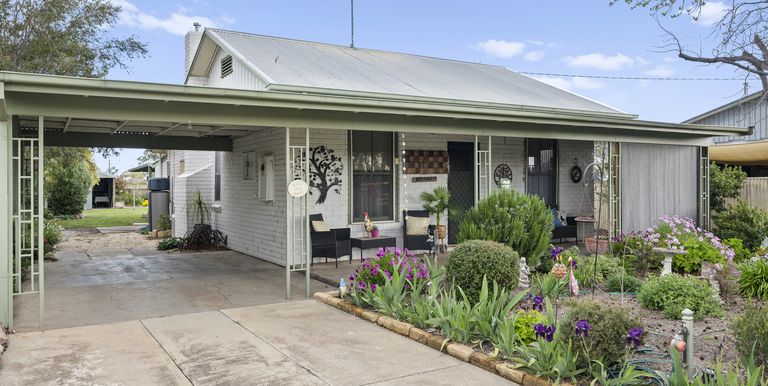 47 Brock Street, Euroa