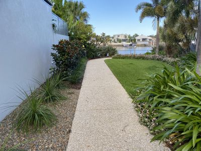 51 / 57 Grand Parade, Kawana Island