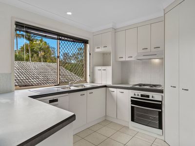 94 Passerine Drive, Rochedale South