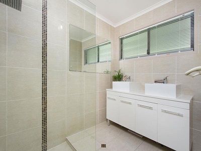 9 Cotswold Court, Rochedale South