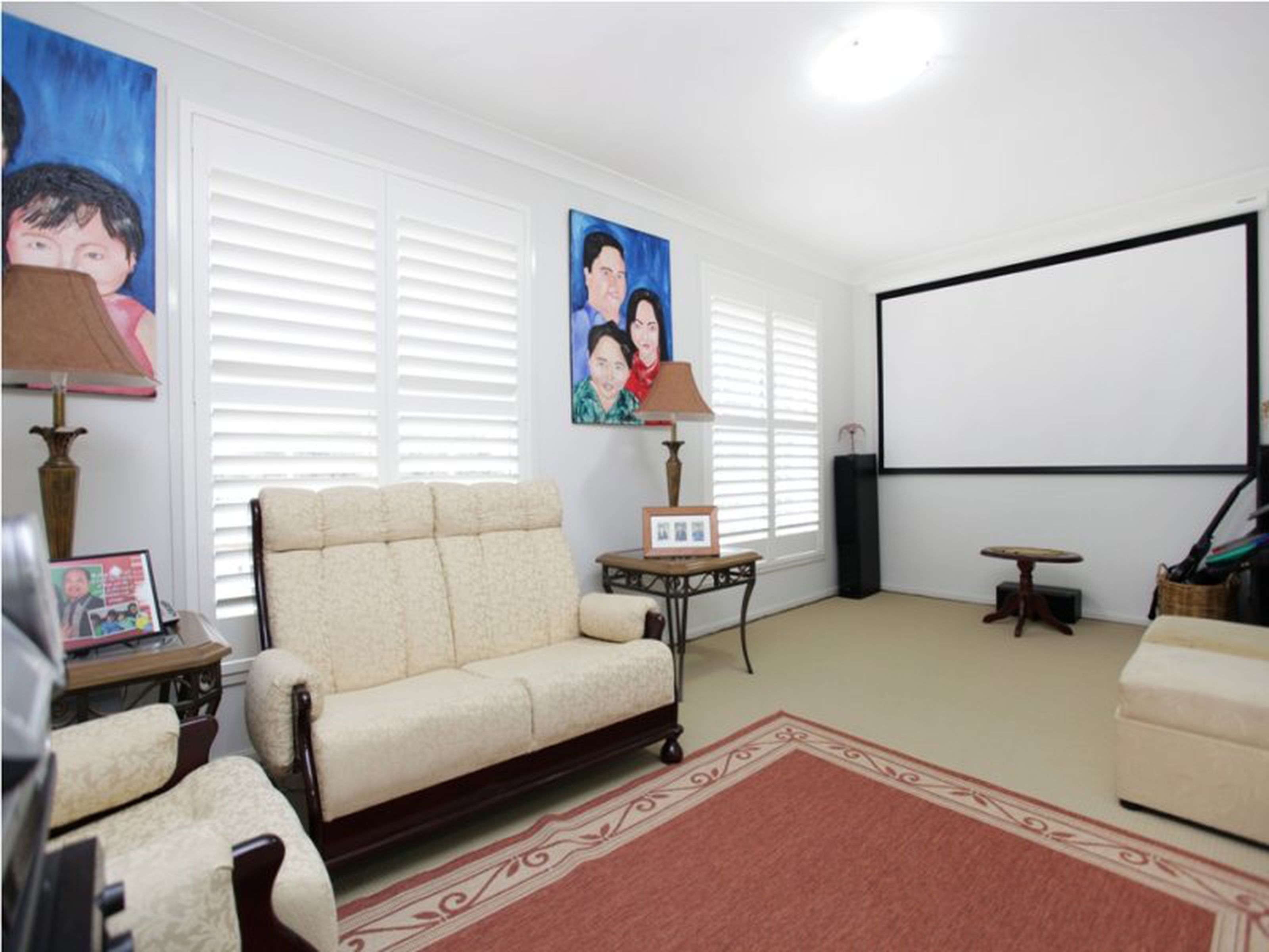 2 Fairwater Court, GLENMORE PARK