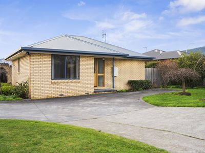 1 / 9 Thorp Street, Cygnet