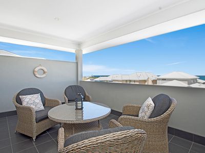 15 Seaside Avenue, Yanchep