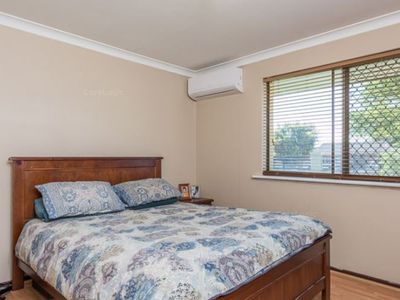 98 Blackadder Road, Swan View