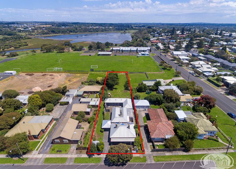 19 Bentinck Street, Portland
