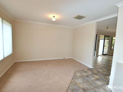 9 Friendly Way, Marangaroo