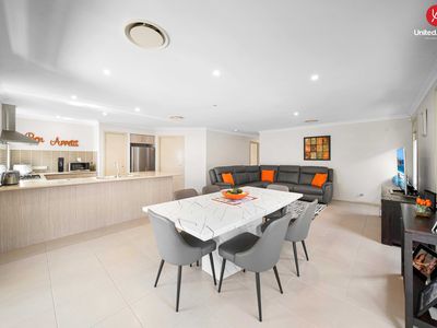 4 William Buckley Drive, Carnes Hill