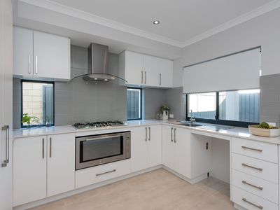6c Salmar Way, Westminster