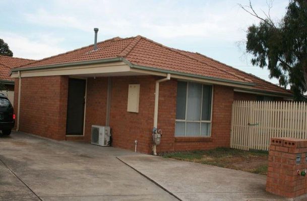 1 / 6 Abercarn Avenue, Craigieburn