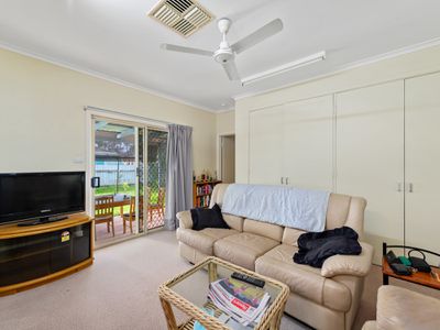 43 Scoullar Street, Finley
