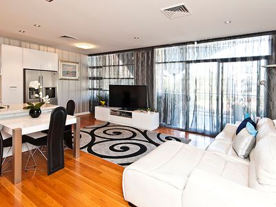 1 / 47 Tully Road, East Perth