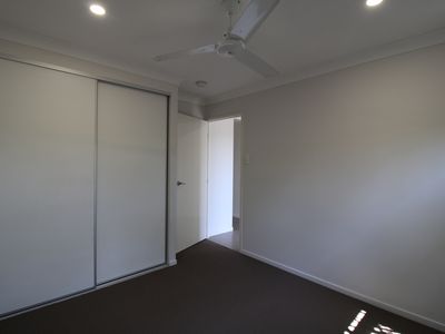 70 Mieka Crescent, Pimpama