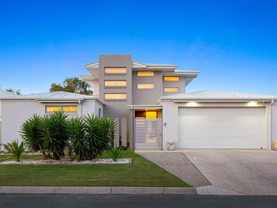 77 Red Gum Crescent, Wakerley
