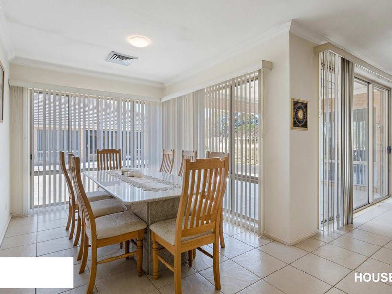 48 Bellfield Avenue, Rossmore