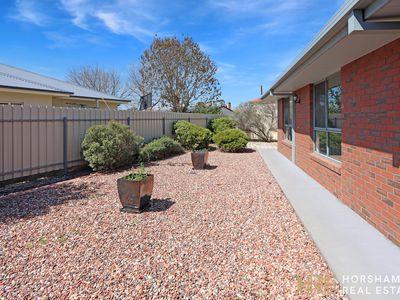 15 Fisher Square, Horsham