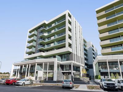 704 / 5 Olive York Way, Brunswick West