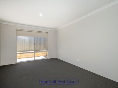 9 Columbia Crescent, Alkimos