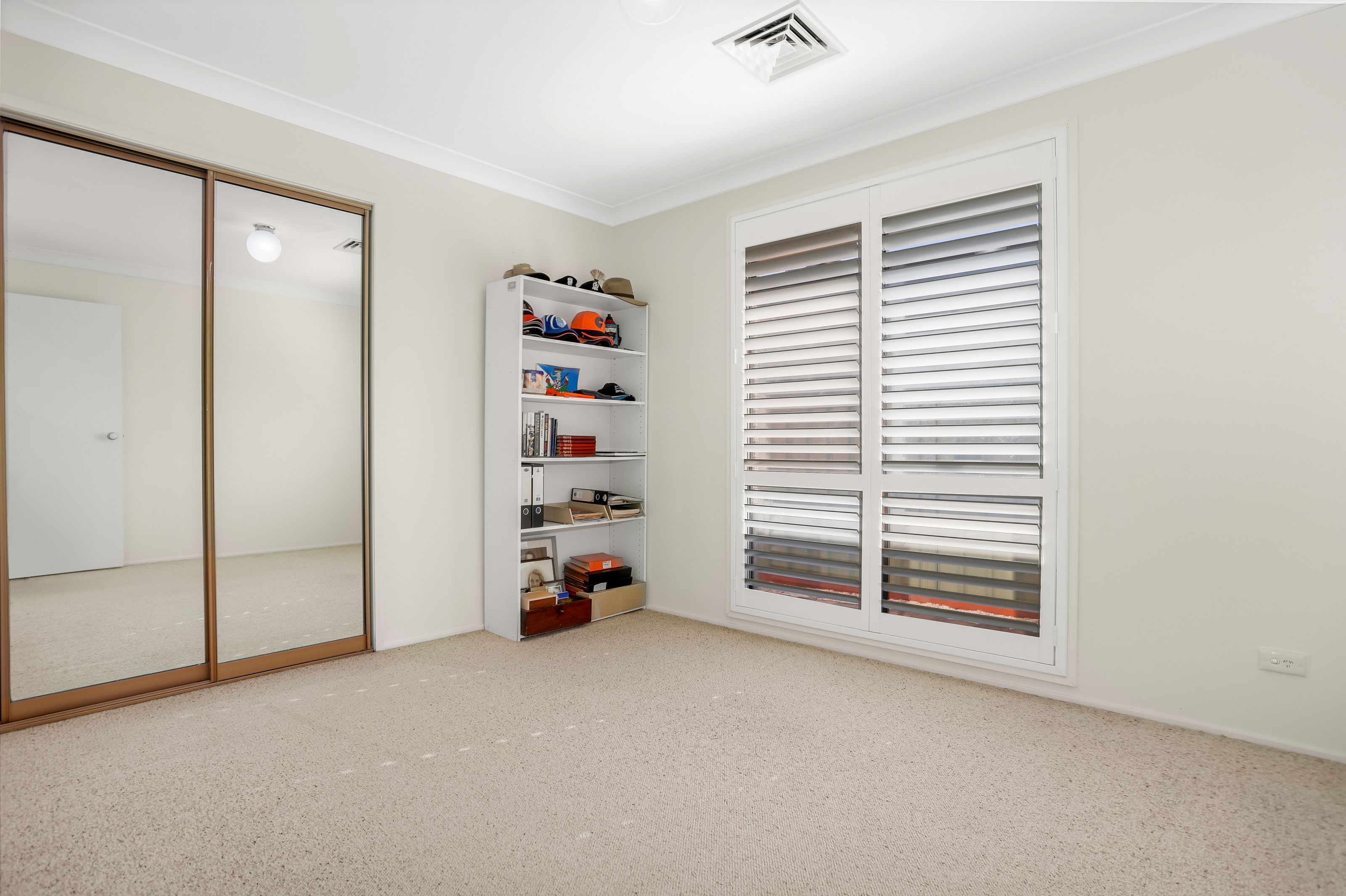 15 Tent Street, KINGSWOOD