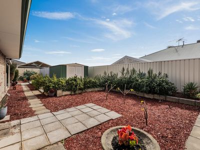 6 Tuscany Place, Caversham