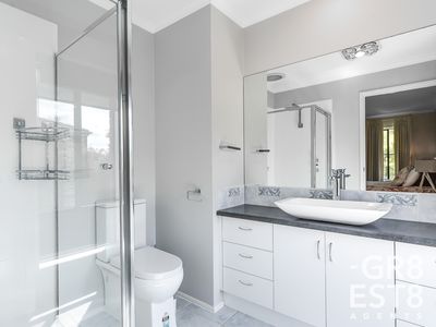 2 Plymtree Court, Narre Warren South