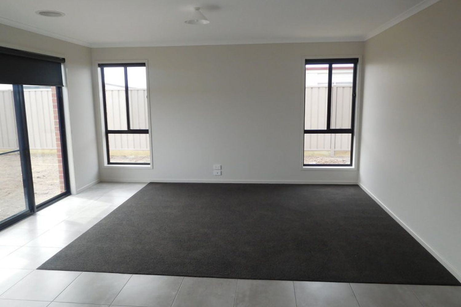 01 / 40 Vine Avenue, Horsham